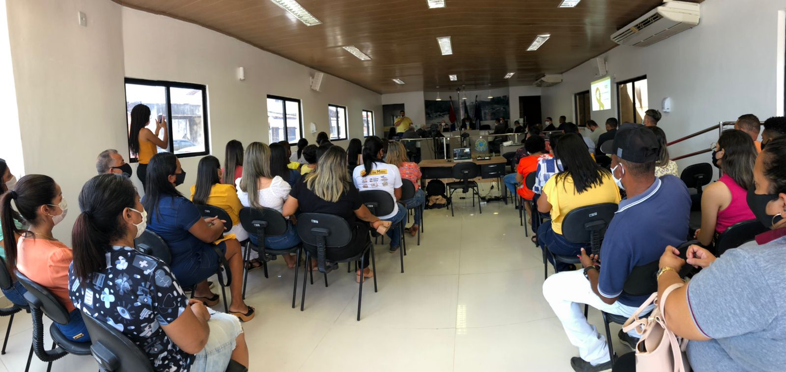 Sessão especial aborda a necessidade do combate ao suicídio no Setembro Amarelo