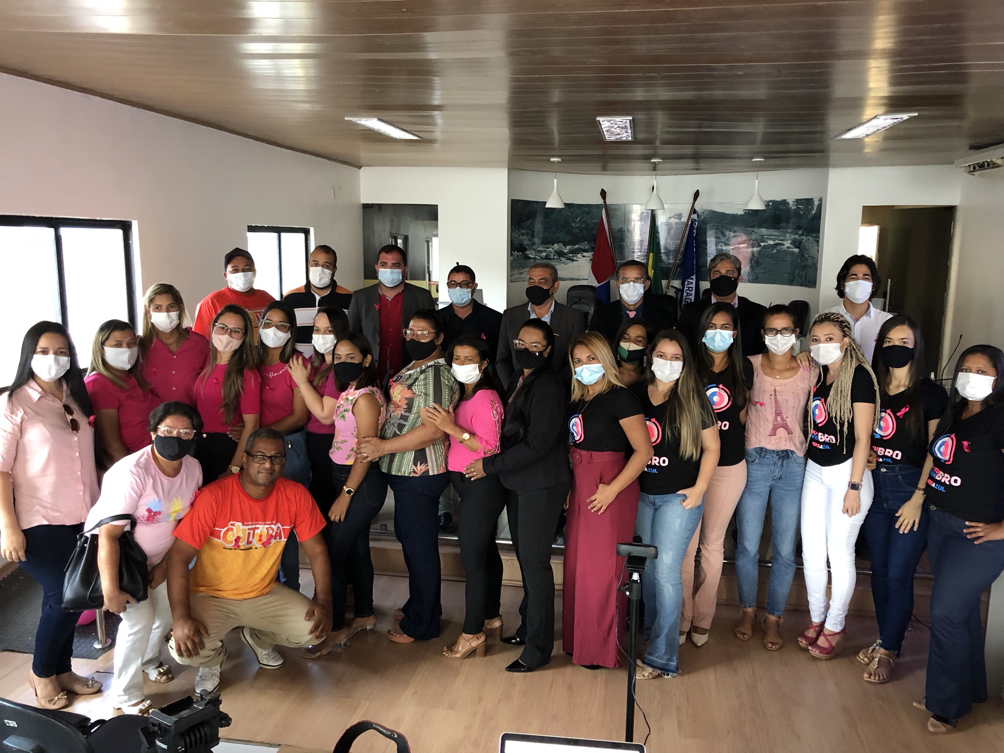 Câmara promove palestra sobre a conscientização para detecção e tratamento do câncer de mama e do colo de útero