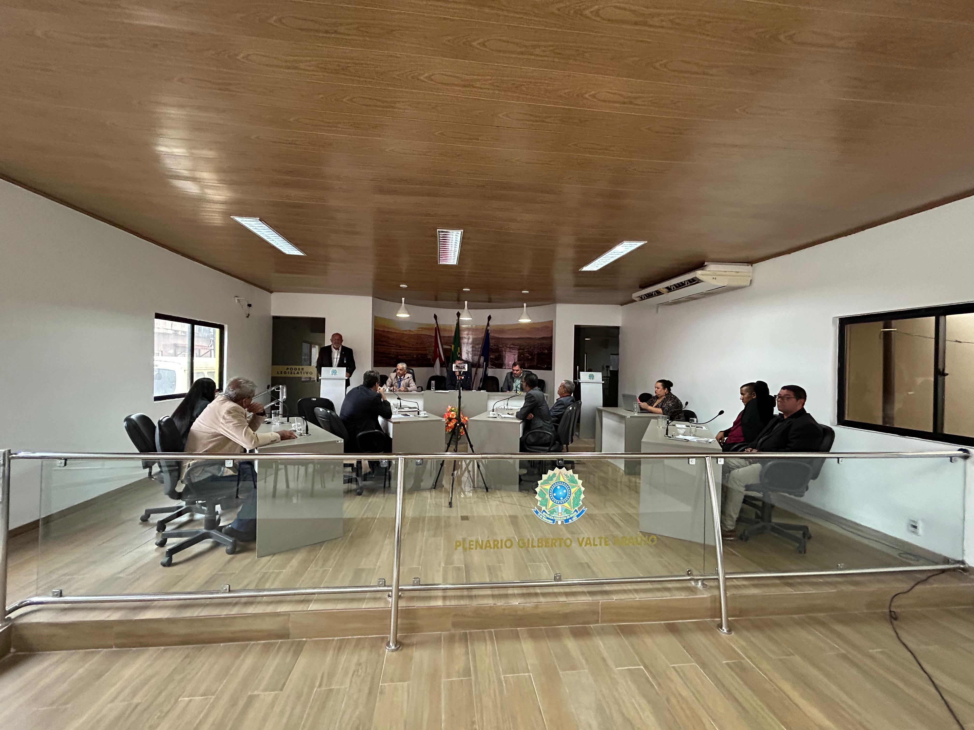 Câmara discute problemas no fornecimento de água e relação com a empresa Verde