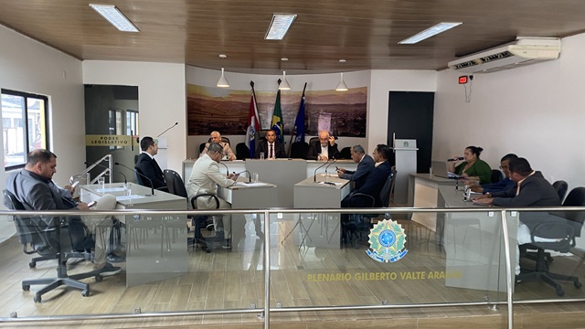 Câmara realiza 16ª Sessão Ordinária com pautas voltadas à educação, saúde e infraestrutura