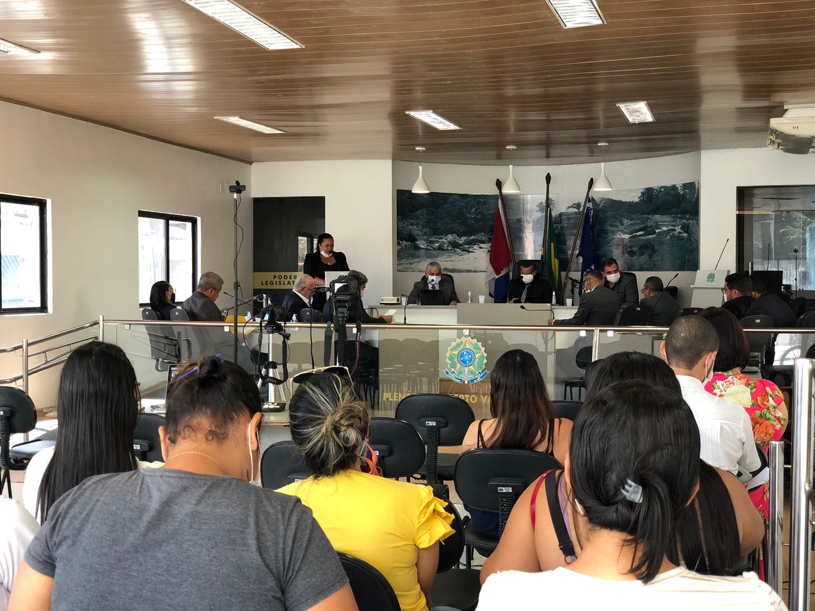 Sessão debate temas na saúde, educação e infraestrutura do município